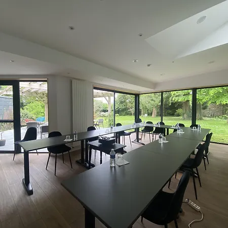 Le Clos Du Pontic Logis et Cit'Hotel-3
