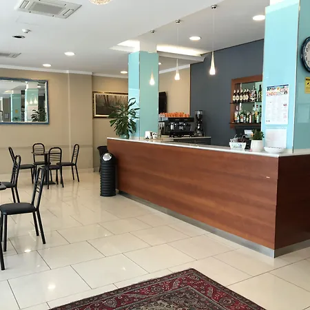 Hotel Boom-3
