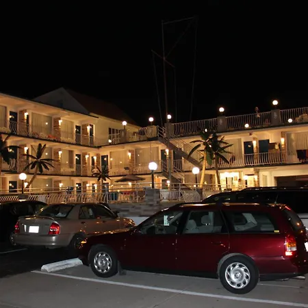 Quarterdeck Motel-2