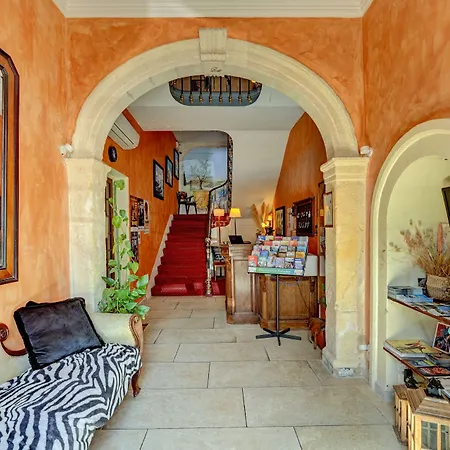 Hotel Des Artistes-3
