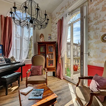 Hotel Des Artistes-2