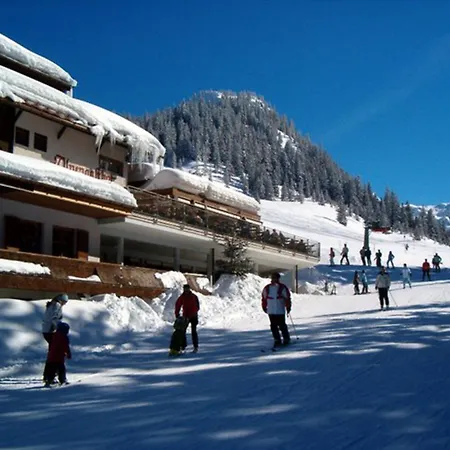 T3 Alpenhotel Garfrescha-3