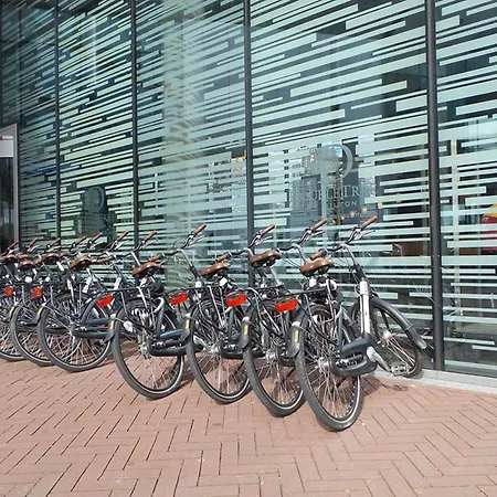 DoubleTree by Hilton Amsterdam Centraal Station-2