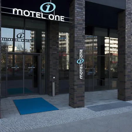 Motel One Berlin-Spittelmarkt-3