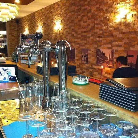 Hotel Larende-3