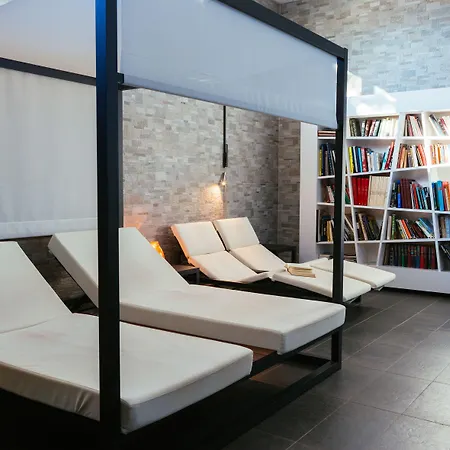 Hôtel Restaurant Athena Spa-2