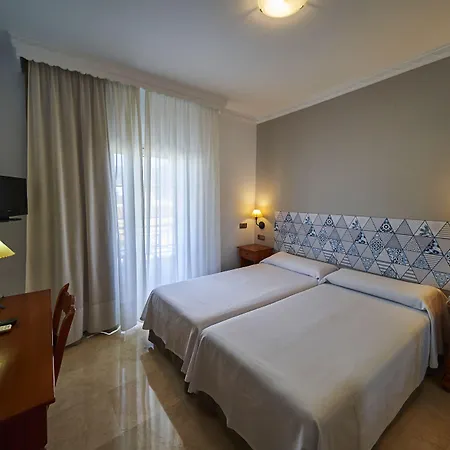 Hotel Bajamar Centro-3