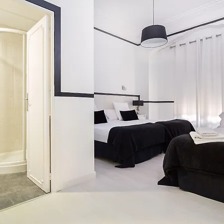 Gran Via 63 Rooms-3