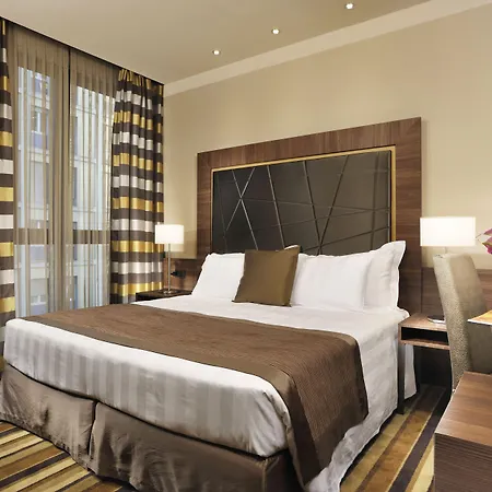 Uptown Palace-3