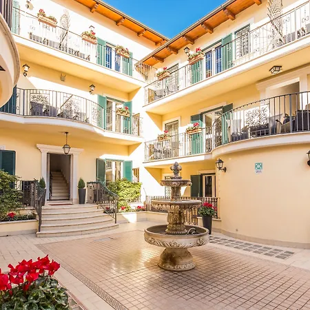 Aurelia Vatican Apartments-3