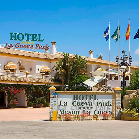 La Cueva Park-2