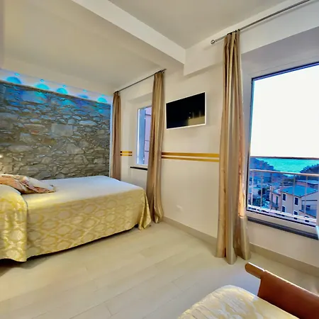 Giovanni Rooms Manarola-3
