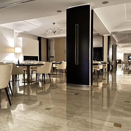 Magic Hotel-2