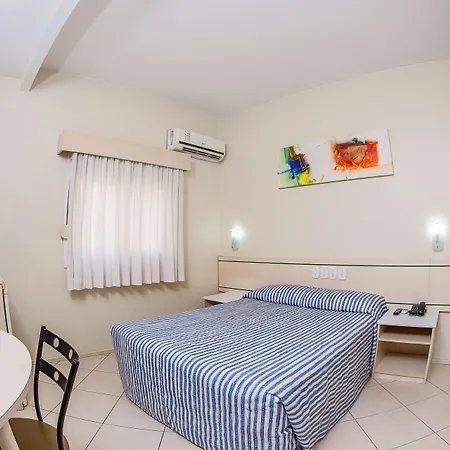 Hotel Express Canoas-2