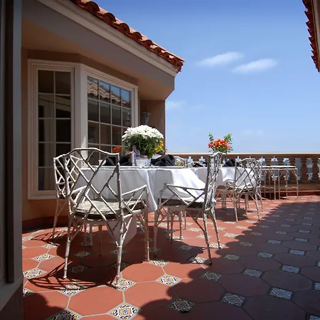 Doryman'S Oceanfront Inn-3