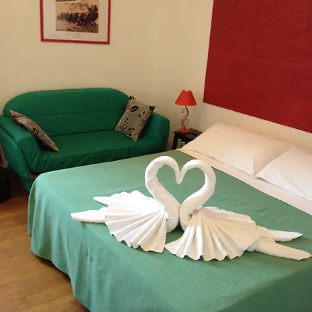Cielo Vaticano Guest House-2