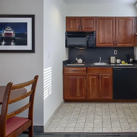 Federal City Inn & Suites-2