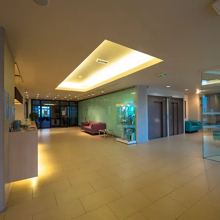 Hotel du Casino-2