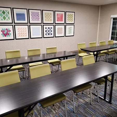 Holiday Inn Express & Suites Lincoln City By Ihg-2