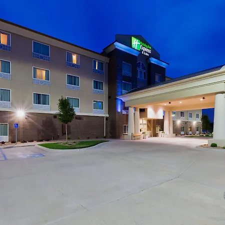 Holiday Inn Express Hotel & Suites Salina By Ihg-2
