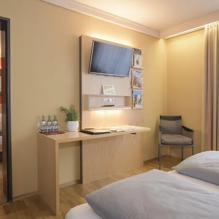 JUFA Hotel Wangen im Allgäu-3
