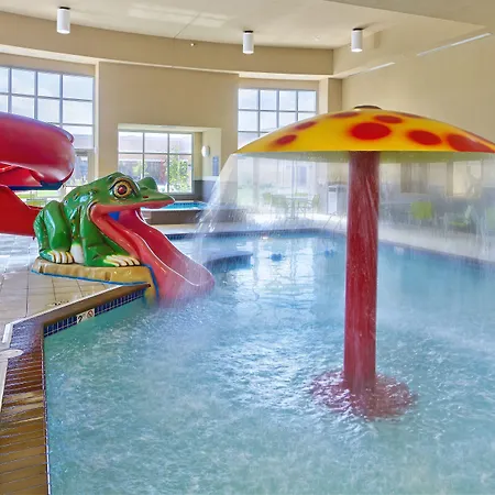 Clubhouse Hotel And Suites-2