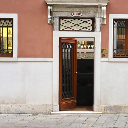 Palazzo San Luca-2