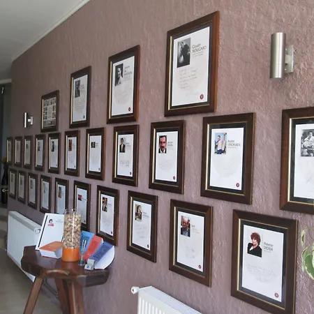 Logis Hotel Les Gravades Ussel-3