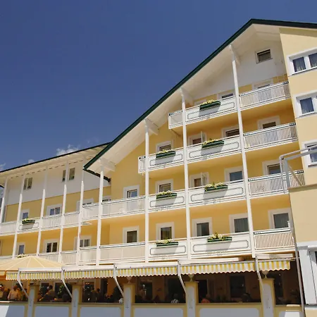 Rumer Hof-2
