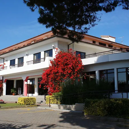Hotel Contriz-3