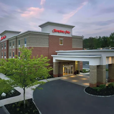 Hampton Inn Augusta-3