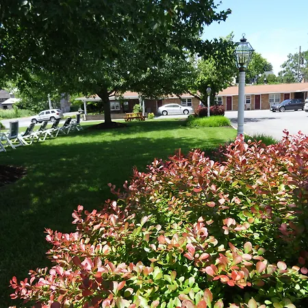 Amish Country Motel-2