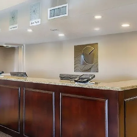 Comfort Inn & Suites Huntington Beach-3
