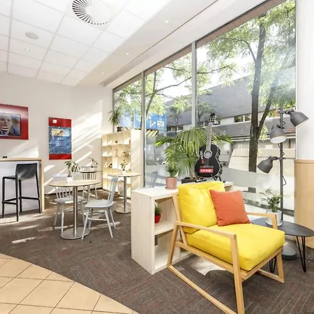 Ibis Praha Mala Strana-3