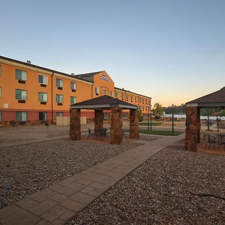 Stay Usa Hotel And Suites-2