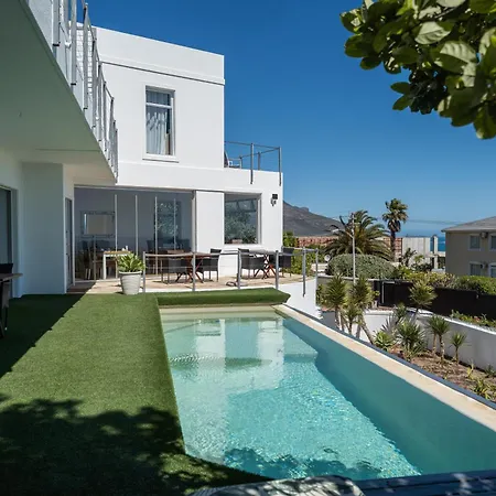 Finchley Guesthouse In Camps Bay-2