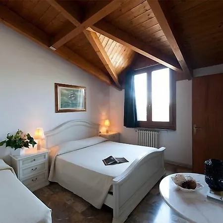 Hotel Caselle-2