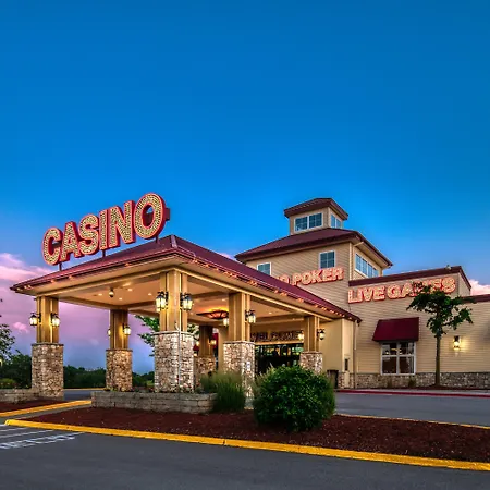 Lakeside Hotel Casino, A Travelodge By Wyndham-3