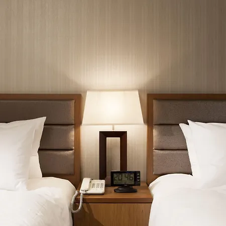Staz Hotel Myeongdong 1-2