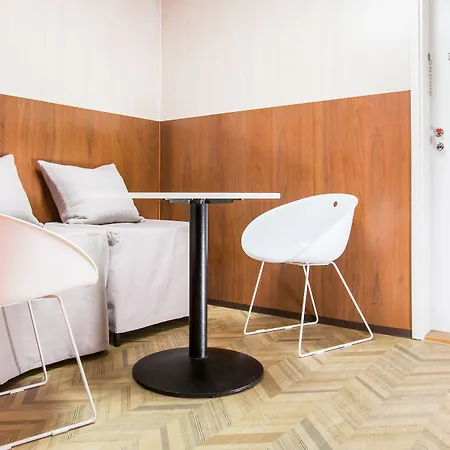 Omena Hotel Helsinki Loennrotinkatu-2