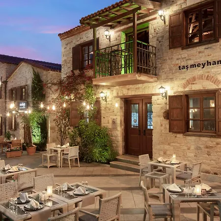 Doubletree By Hilton Kusadasi-3