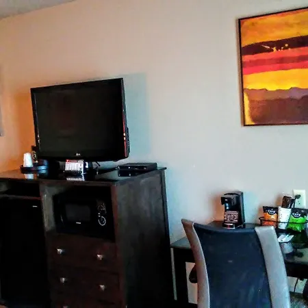 Spark By Hilton Glendive-3