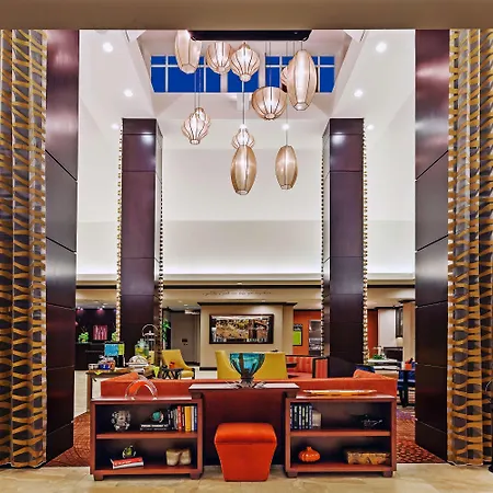 Hilton Garden Inn Midland-2