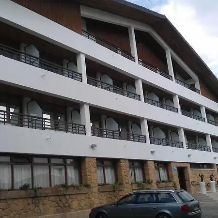 Hotel Jatorrena-3