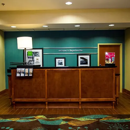 Hampton Inn Fayetteville-3