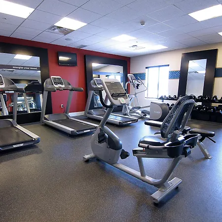 Hampton Inn & Suites Grand Forks-3