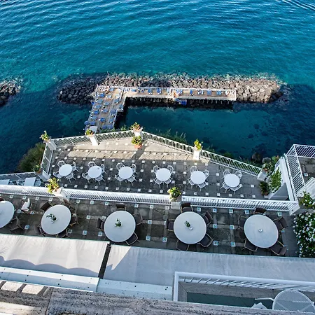Grand Hotel Riviera-2
