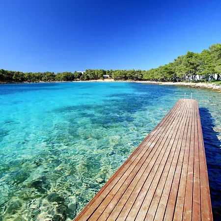 Crvena Luka Resort-2