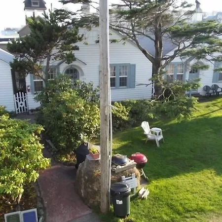 Hillcrest Inn-2