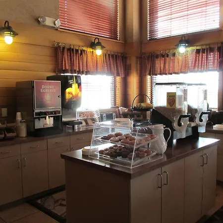 Kelly Inn And Suites Mitchell-2